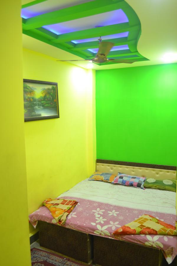 اوجاين Mahakal Sagar Guest House المظهر الخارجي الصورة